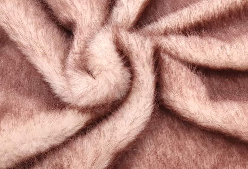 700 g fortykket 165 cm regnbue mink imiteret rævepelsstof velegnet til frakker/dukker/hjemmetæpper 700 g fortykket 165 cm regnbue mink imiteret rævepelsstof velegnet til frakker/dukker/hjemmetæpper