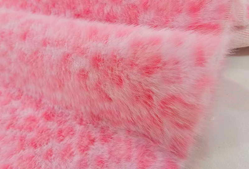 160 mm bredde europæisk mink print leopard print imiteret mink stof 160 mm bredde europæisk mink print leopard print imiteret mink stof